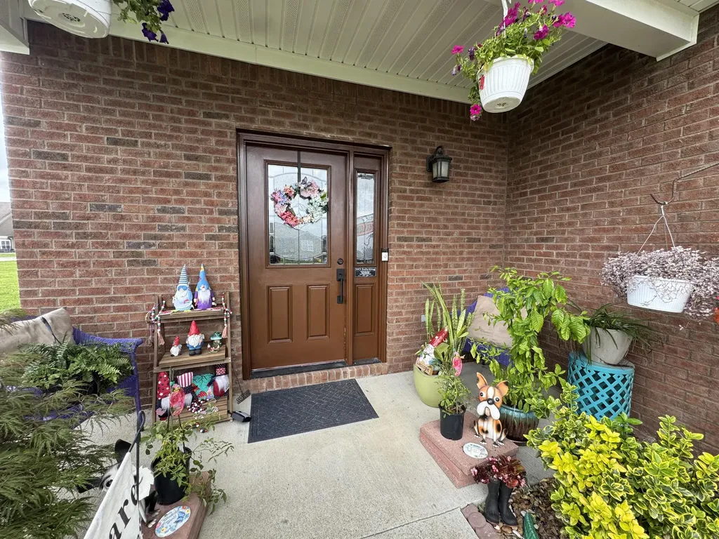 617 Fairfax Lane Richmond KY 40475