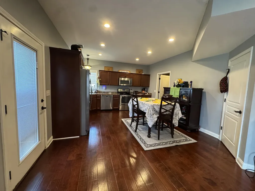 617 Fairfax Lane Richmond KY 40475