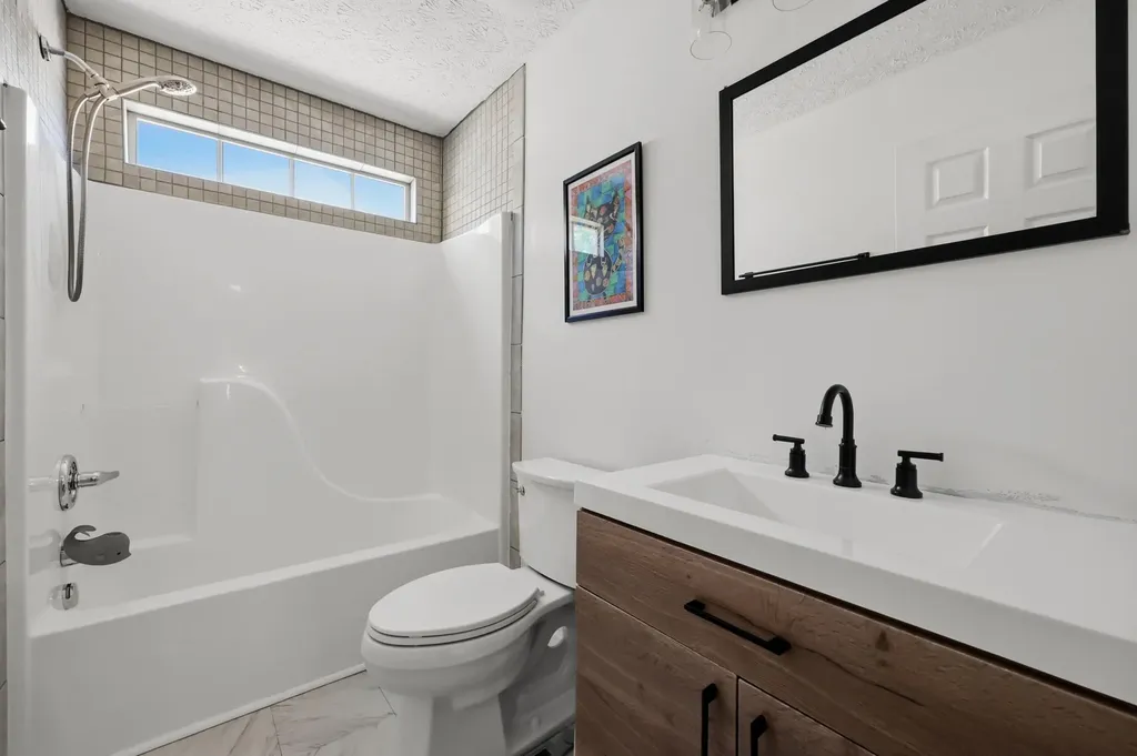 2617 Michelle Park Lexington KY 40511