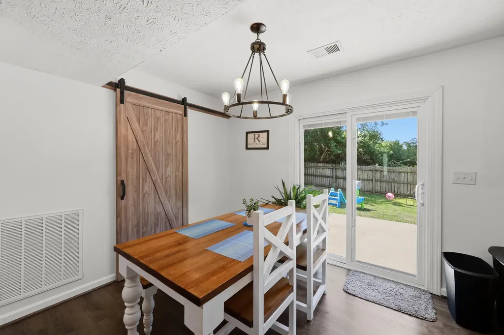 2617 Michelle Park Lexington KY 40511