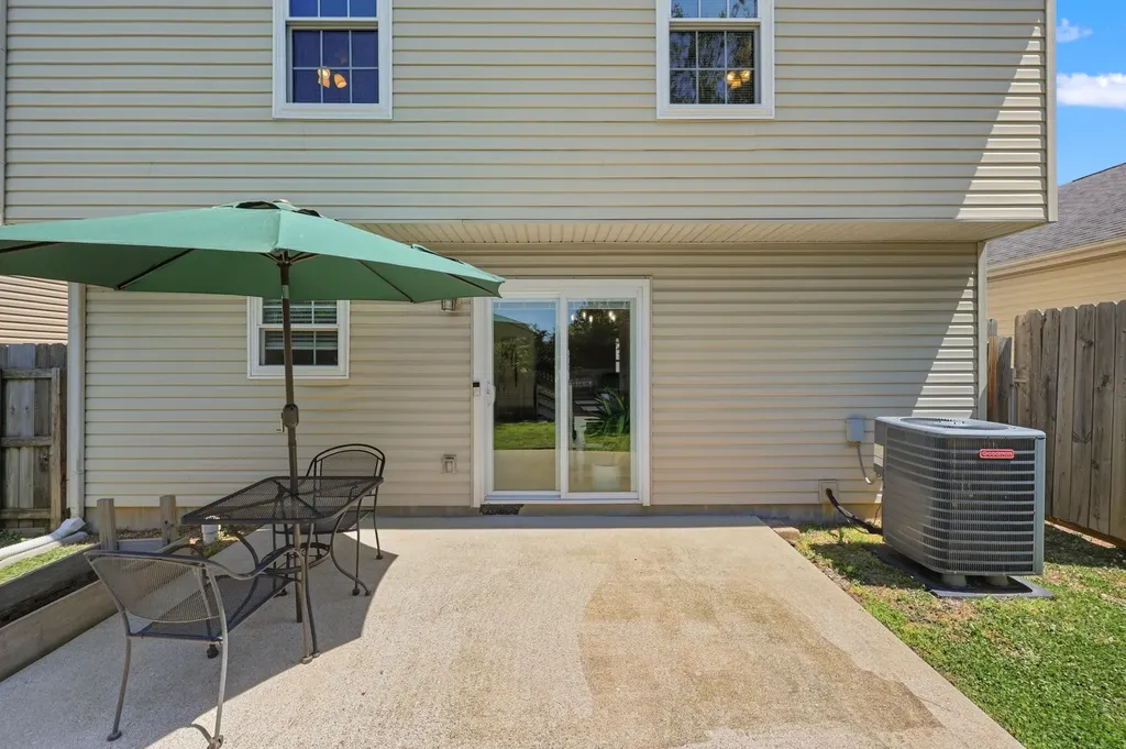 2617 Michelle Park Lexington KY 40511