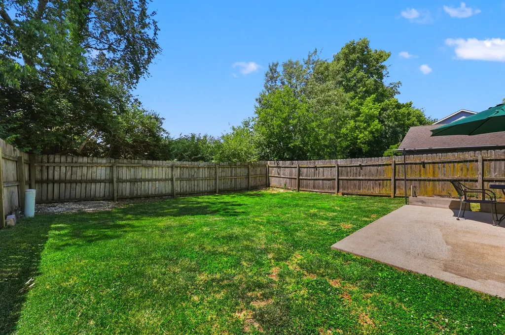 2617 Michelle Park Lexington KY 40511