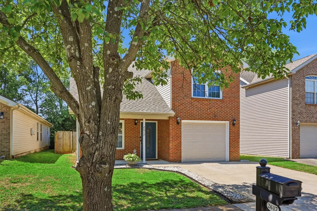 2617 Michelle Park Lexington KY 40511