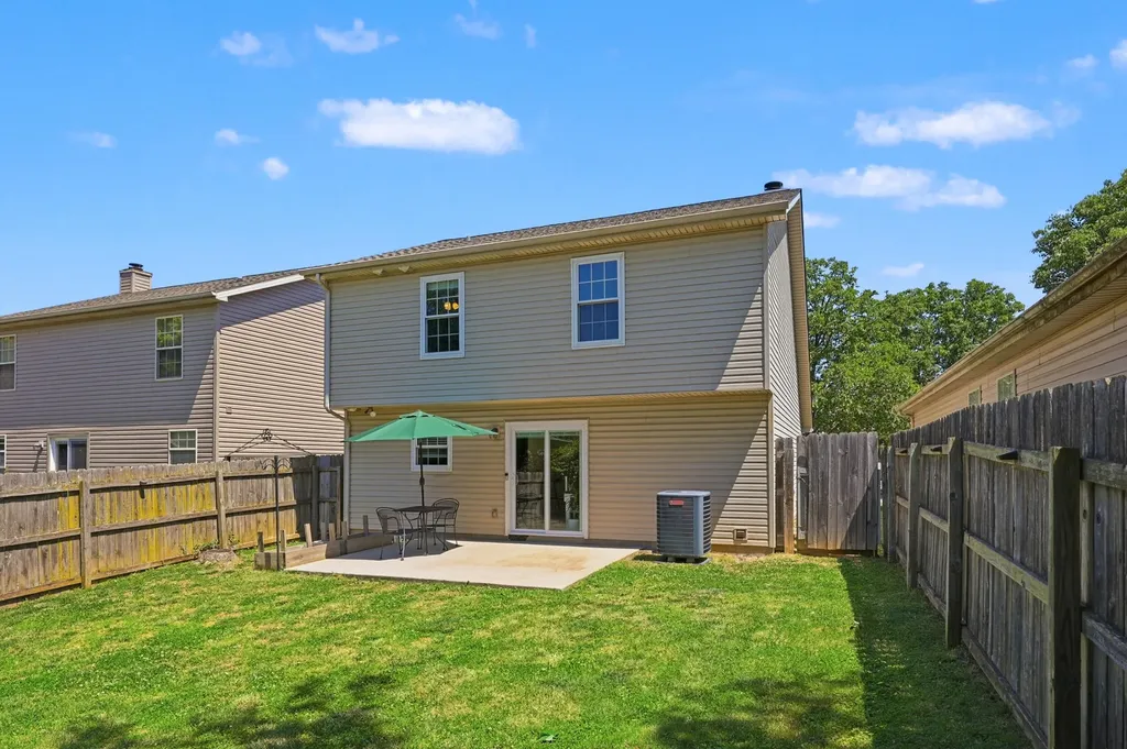 2617 Michelle Park Lexington KY 40511