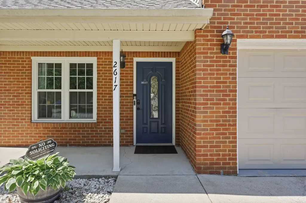 2617 Michelle Park Lexington KY 40511