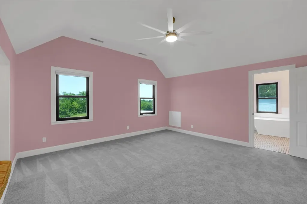 517 Aiken Road Shelbyville KY 40065