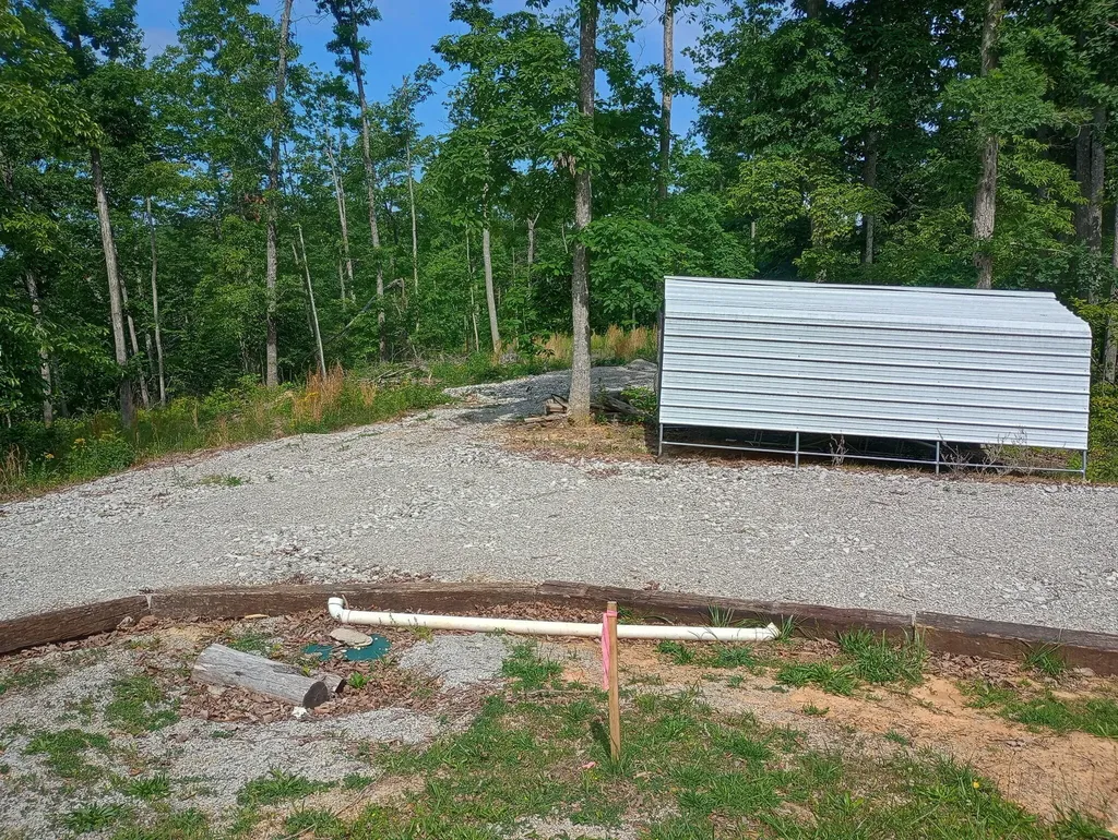 266 Carmel Lane Albany KY 42602