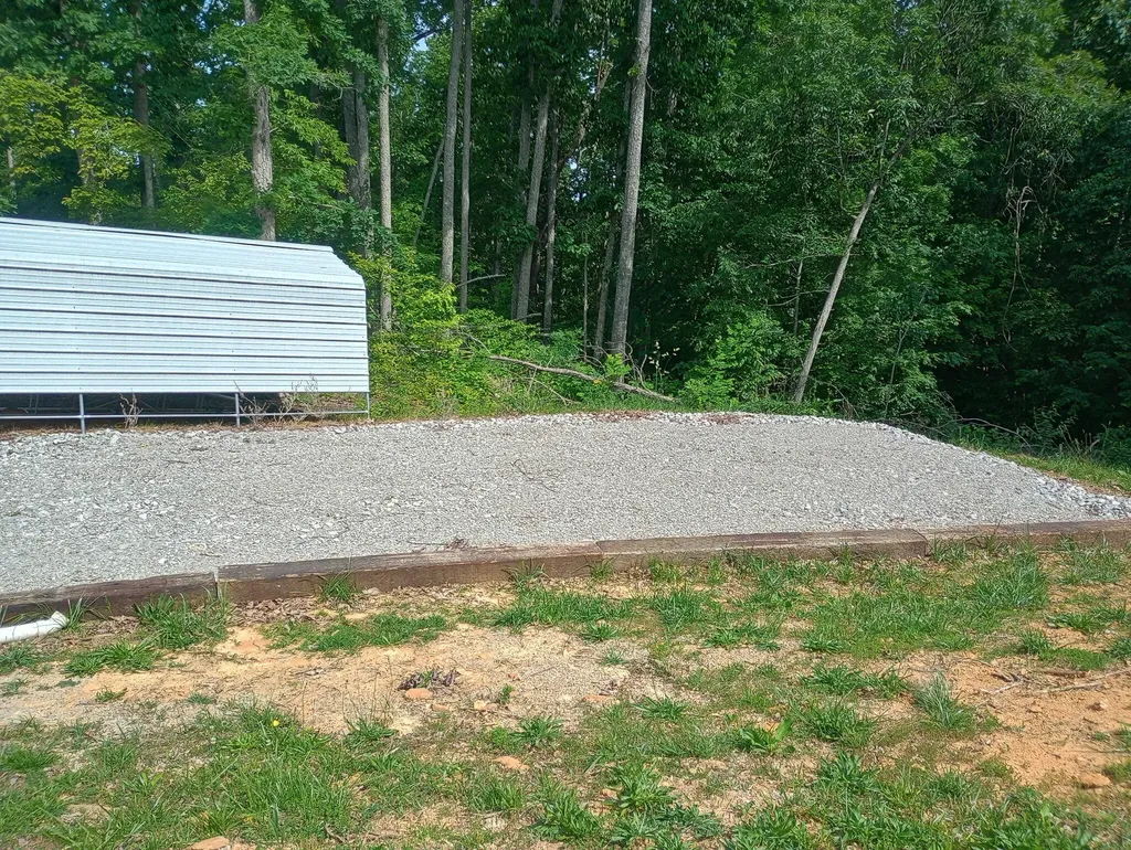 266 Carmel Lane Albany KY 42602