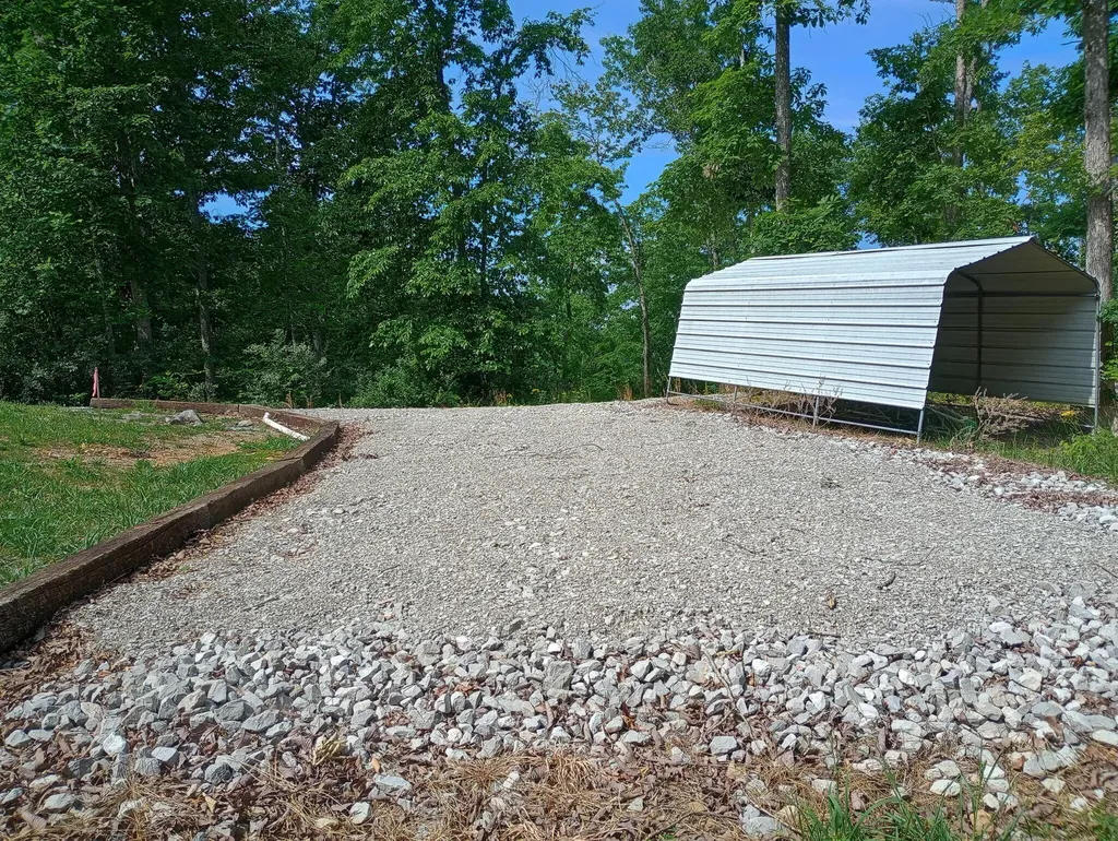266 Carmel Lane Albany KY 42602