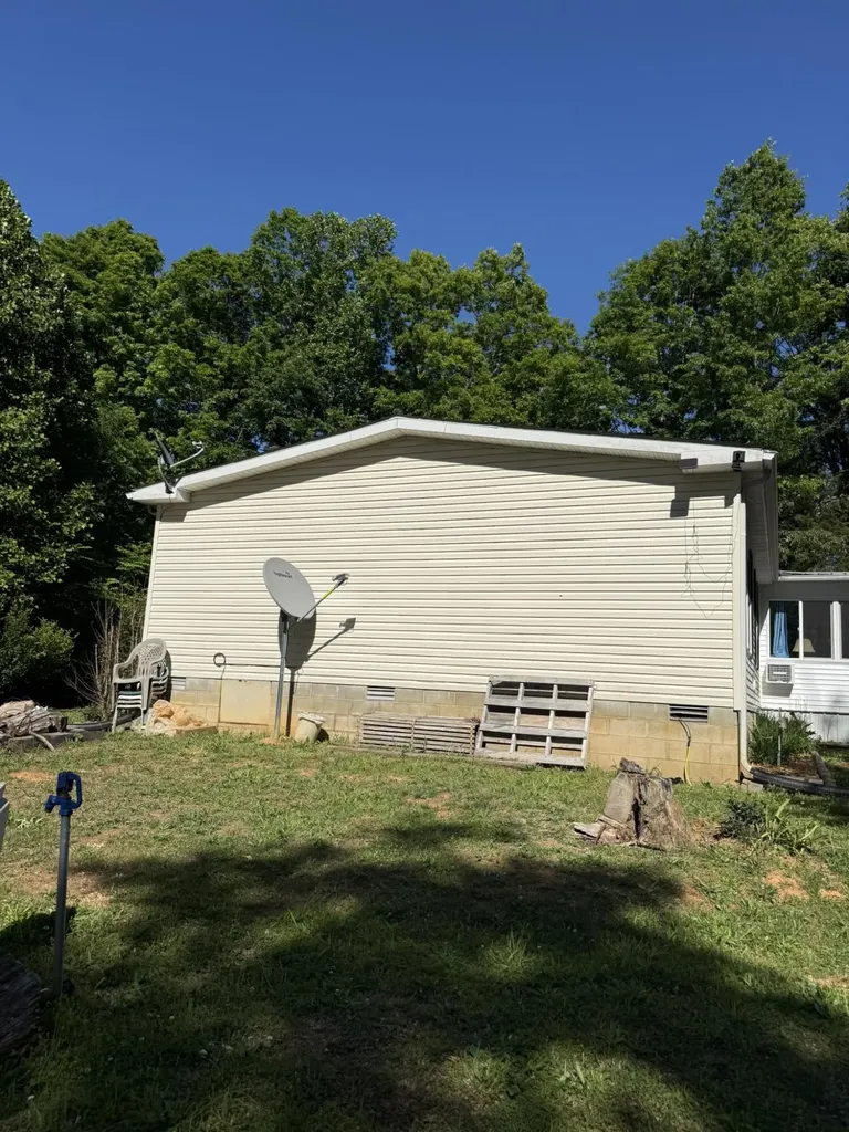 266 Carmel Lane Albany KY 42602