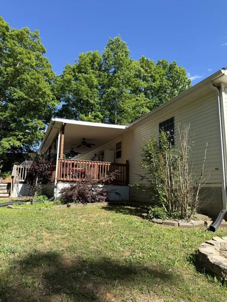 266 Carmel Lane Albany KY 42602