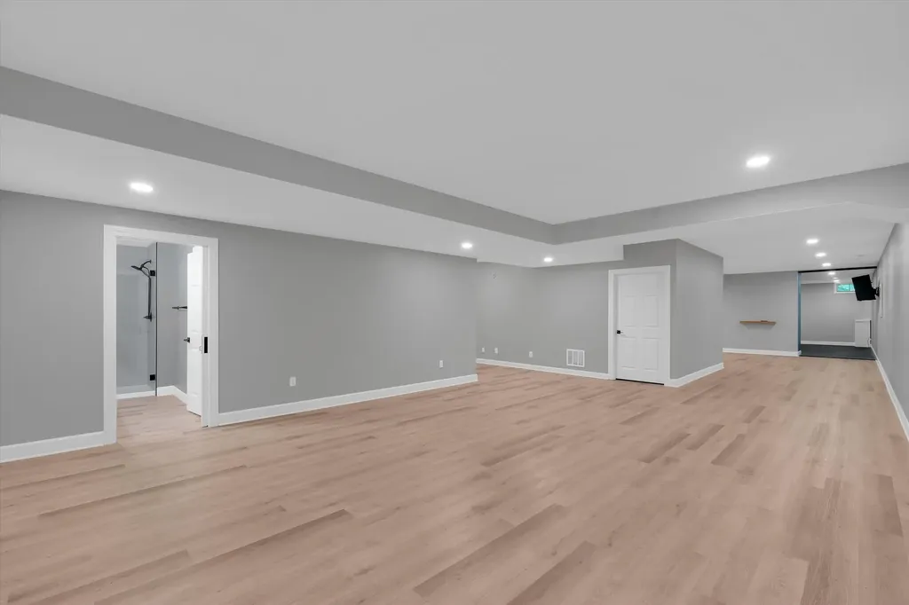 517 Aiken Road Shelbyville KY 40065
