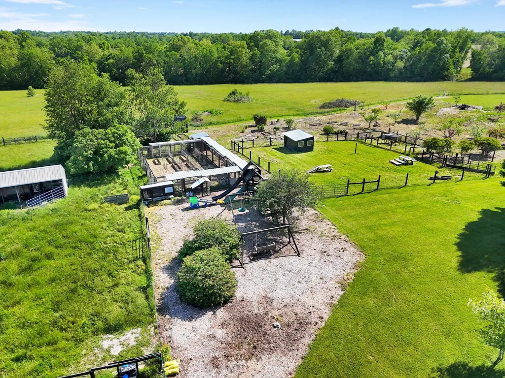 517 Aiken Road Shelbyville KY 40065