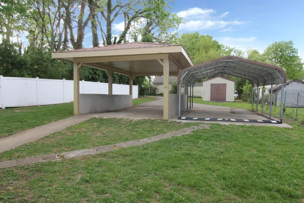 209 Boone Avenue Winchester KY 40391