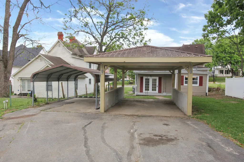209 Boone Avenue Winchester KY 40391