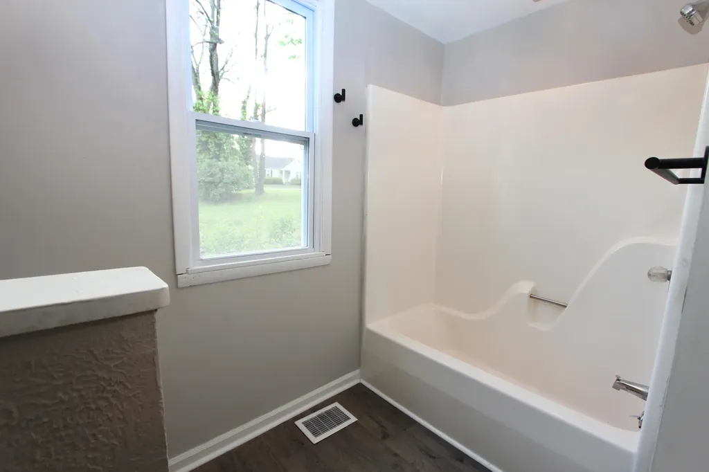 209 Boone Avenue Winchester KY 40391