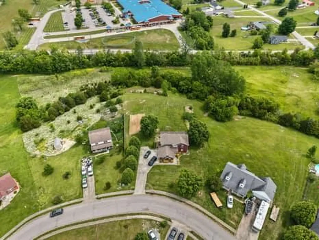 148 Saddlebrook Circle Berea KY 40403