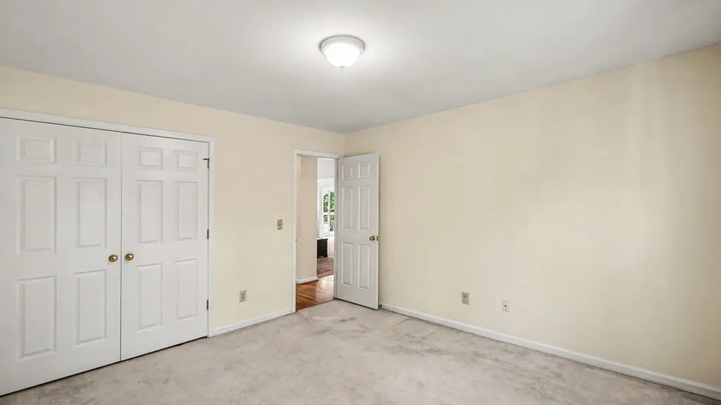 1001 Crimson Creek Drive Lexington KY 40509