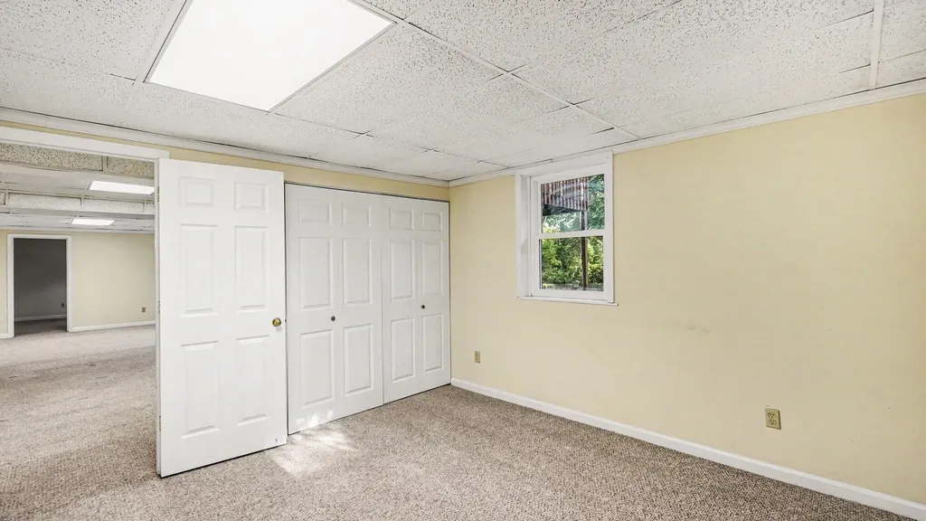 1001 Crimson Creek Drive Lexington KY 40509