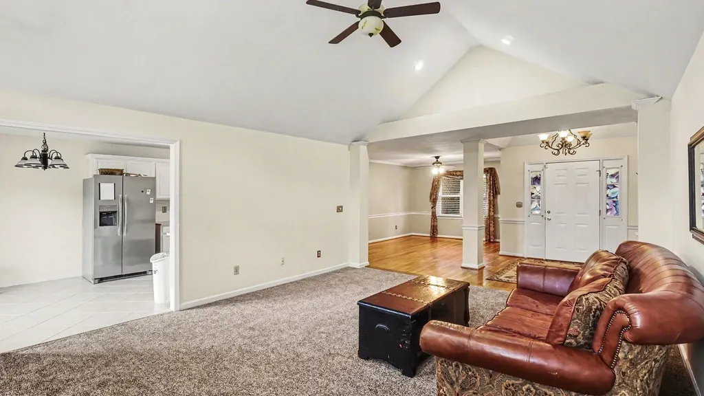 1001 Crimson Creek Drive Lexington KY 40509