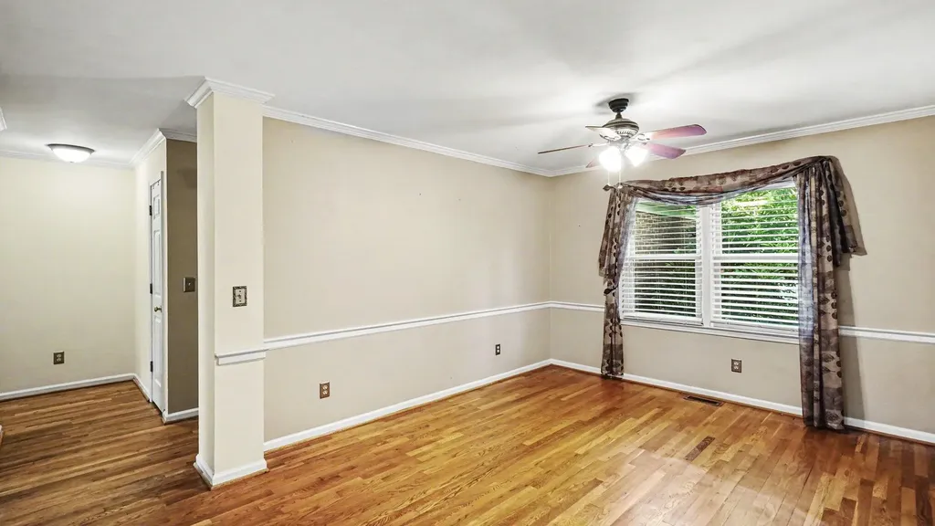 1001 Crimson Creek Drive Lexington KY 40509