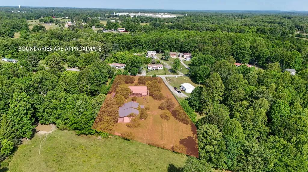 160 Dean King Road Pine Knot KY 42635