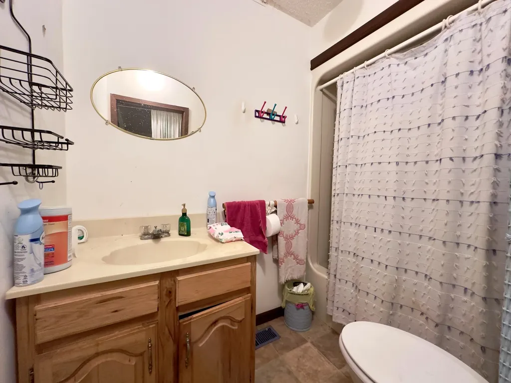 160 Dean King Road Pine Knot KY 42635