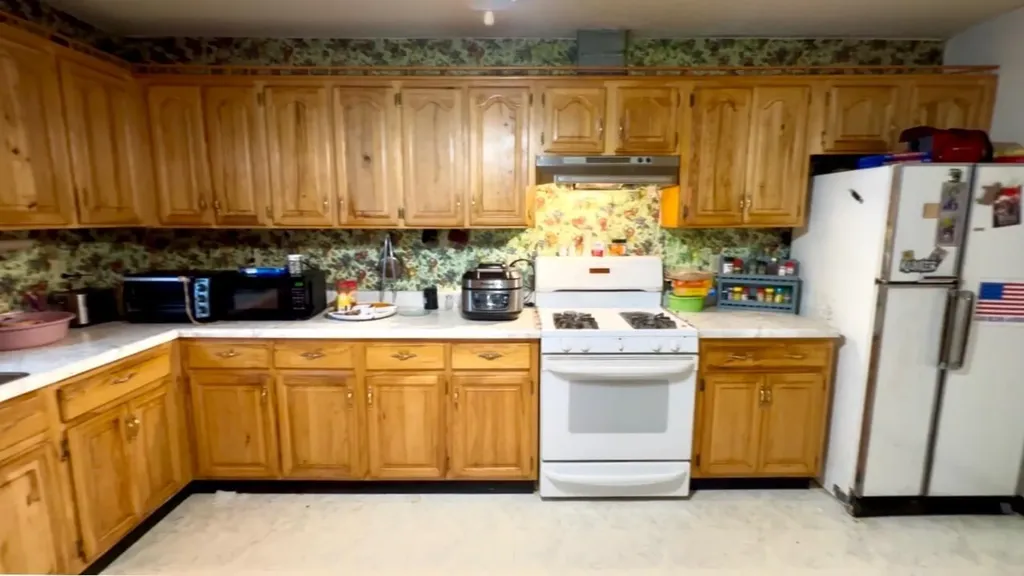 160 Dean King Road Pine Knot KY 42635