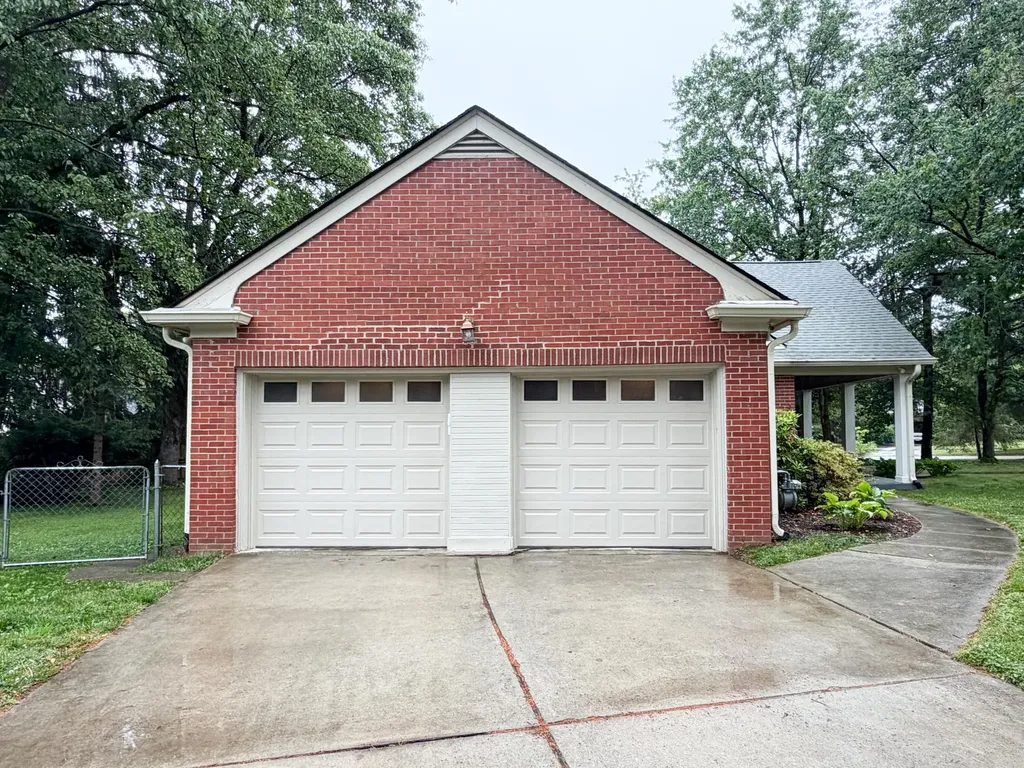 201 Jesselin Drive Lexington KY 40503