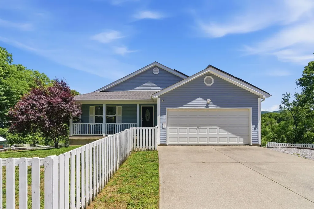 108 Bartlett Court Berea KY 40403