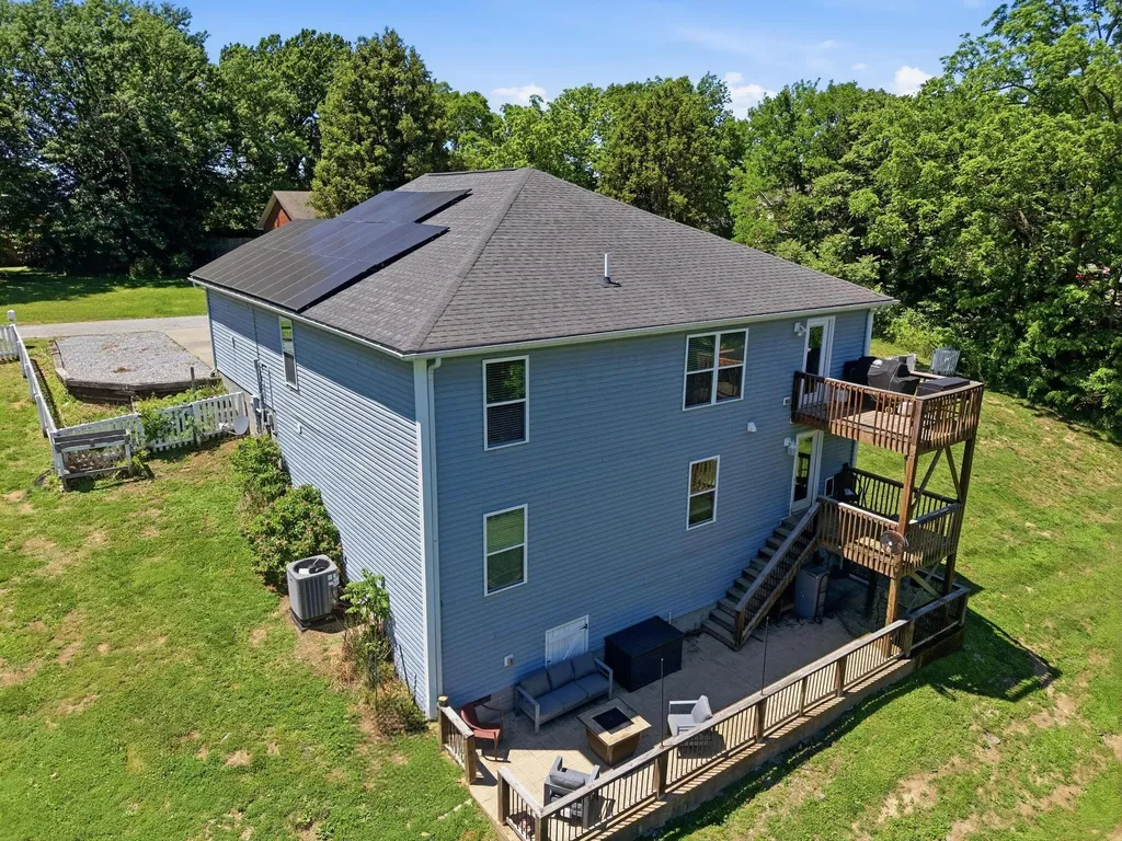 108 Bartlett Court Berea KY 40403