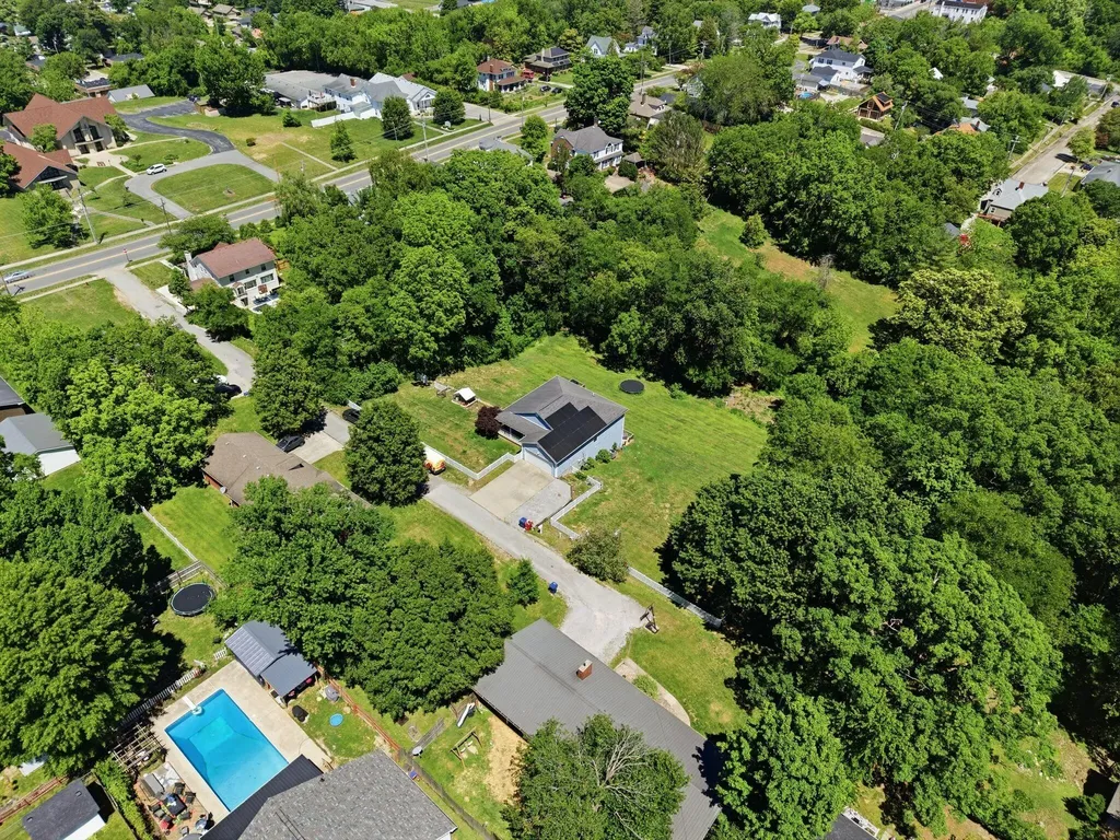 108 Bartlett Court Berea KY 40403
