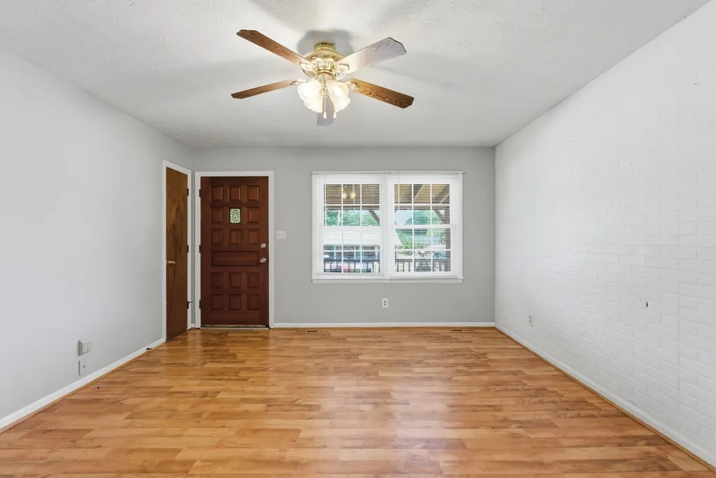 121 Rolling Acres Drive Nicholasville KY 40356