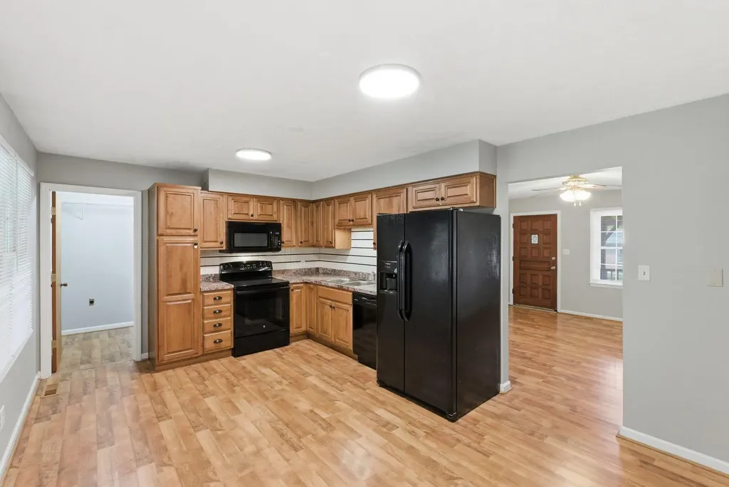 121 Rolling Acres Drive Nicholasville KY 40356