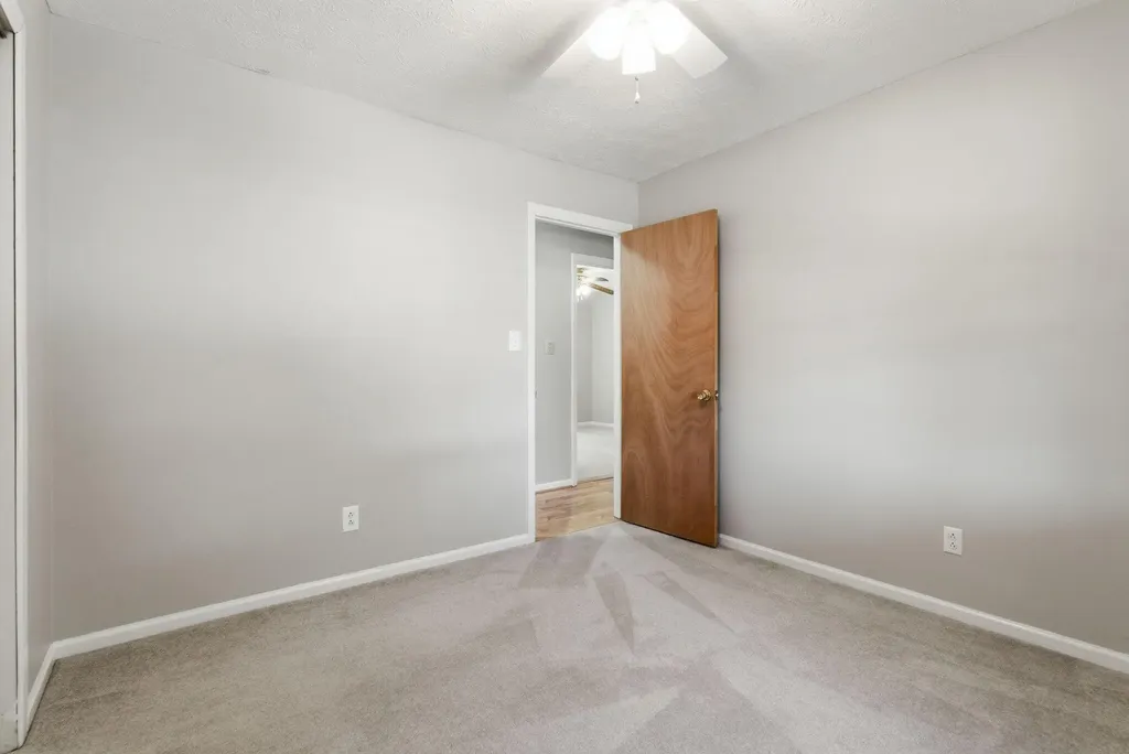 121 Rolling Acres Drive Nicholasville KY 40356