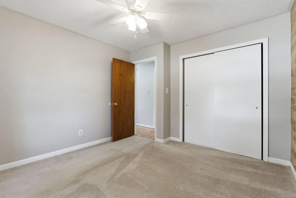 121 Rolling Acres Drive Nicholasville KY 40356