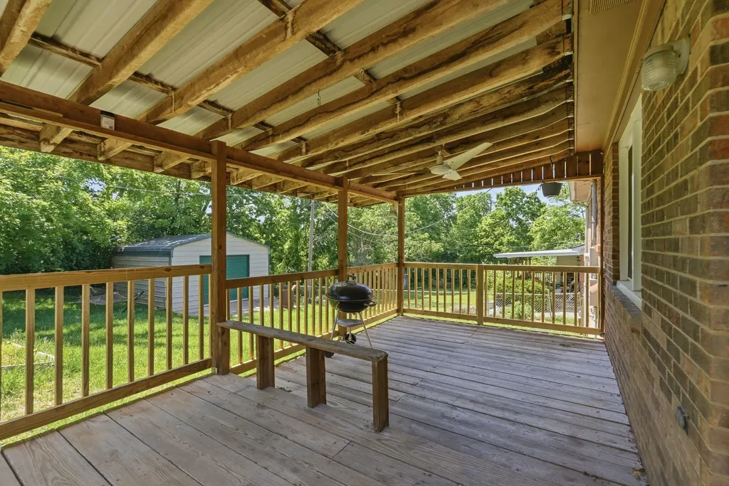 121 Rolling Acres Drive Nicholasville KY 40356