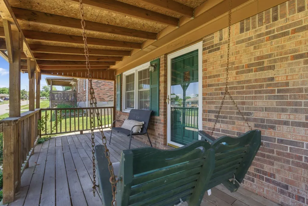 121 Rolling Acres Drive Nicholasville KY 40356