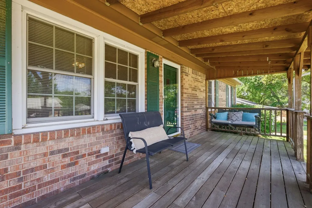 121 Rolling Acres Drive Nicholasville KY 40356