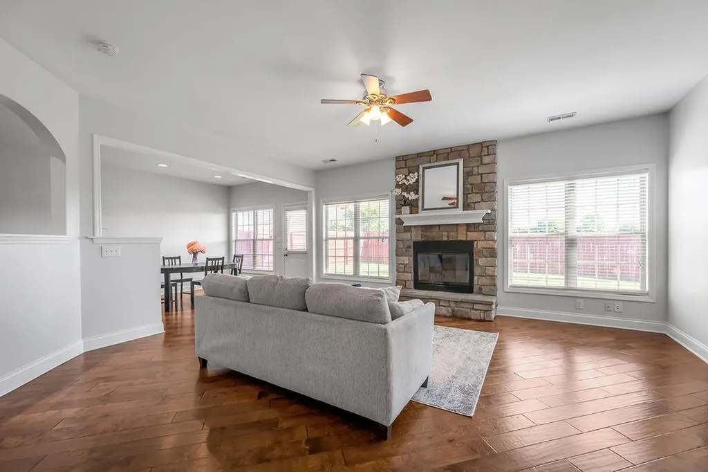 4628 Larkhill Lane Lexington KY 40509