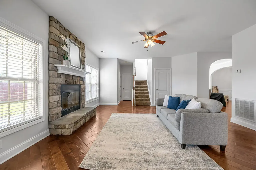 4628 Larkhill Lane Lexington KY 40509