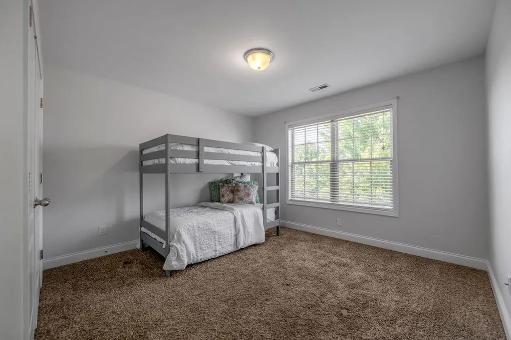 4628 Larkhill Lane Lexington KY 40509