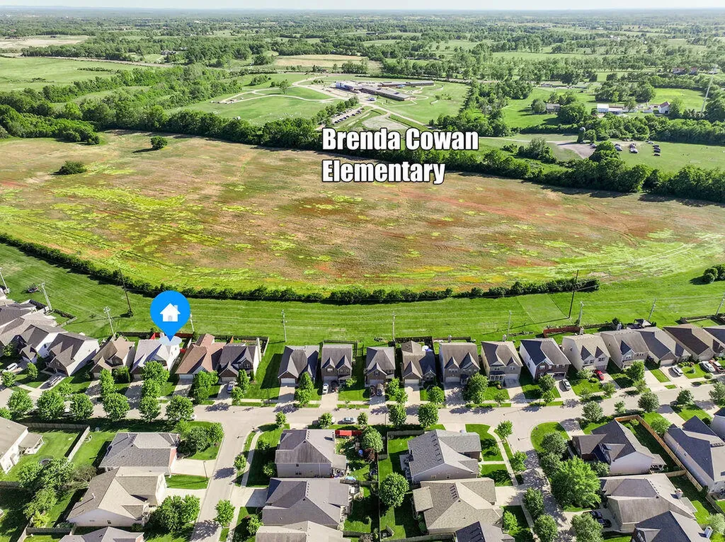 4628 Larkhill Lane Lexington KY 40509