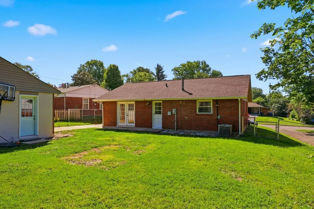 205 Mandalay Road Lexington KY 40504