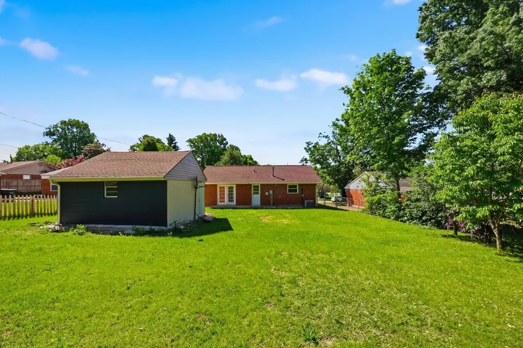 205 Mandalay Road Lexington KY 40504