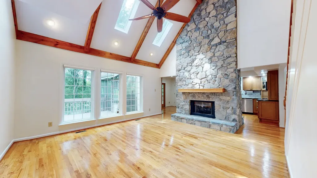 761 Winter Hill Lane Lexington KY 40509