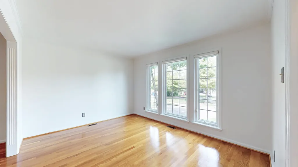 761 Winter Hill Lane Lexington KY 40509