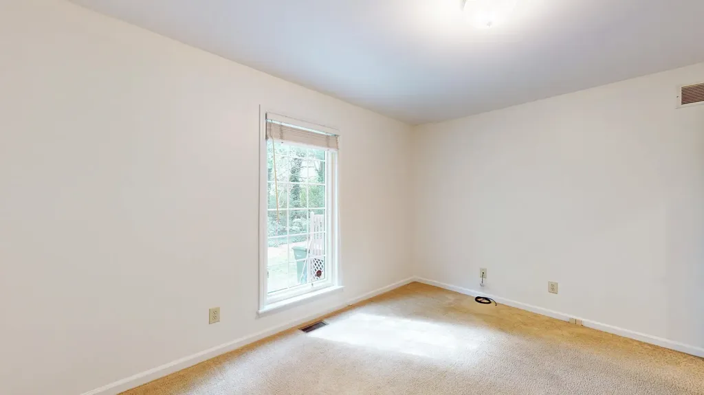 761 Winter Hill Lane Lexington KY 40509