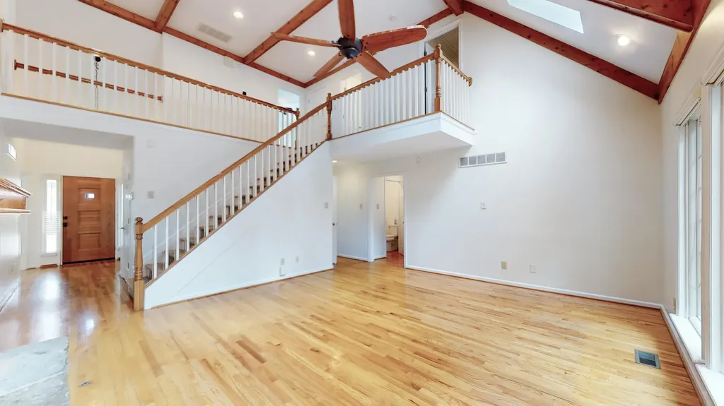 761 Winter Hill Lane Lexington KY 40509