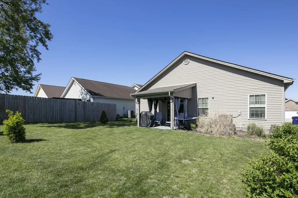 2808 Sullivans Trace Lexington KY 40511